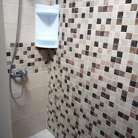 Matrimonial Privada Con Areas Compartidas La Laguna (Tenerife)